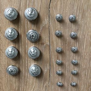 Original Balmain buttons for iconic Balmain blazer